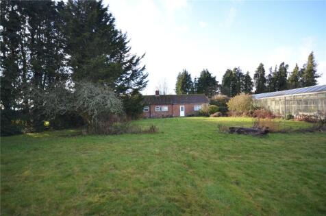 Farm Road, Little Park, Andover, Hampshire, SP11