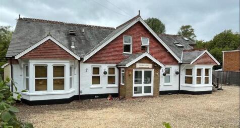 Marshmead Close, Clarendon, Salisbury, Wiltshire, SP5