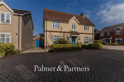 Montagu Drive, Saxmundham, Suffolk, IP17