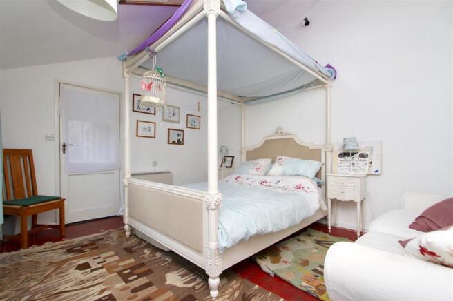 4 Bedroom Cottage For Sale In Rose Cottage Pin Mill Ip9