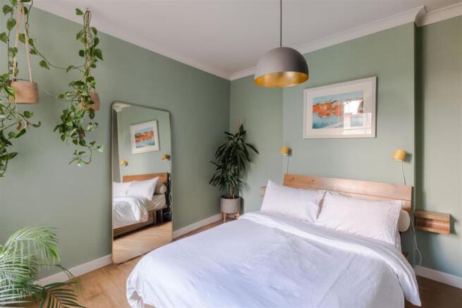 18 Cleveland Street-