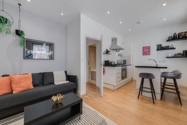 RECEPTION & KITCHEN