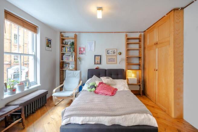 BEDROOM 1 d.jpg