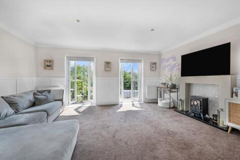 Howerd Way, Shooters Hill, London, SE18