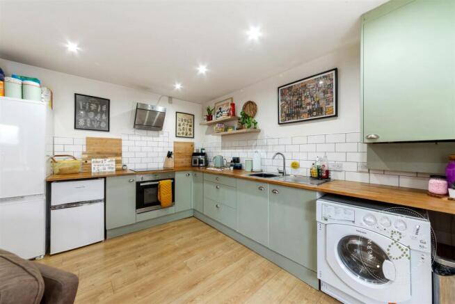 Newport Rd, (14).jpg