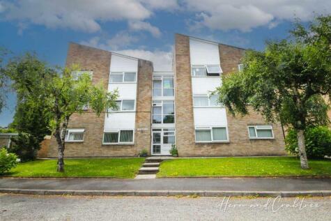 Woodside Court - 2 bedroom flat for sale