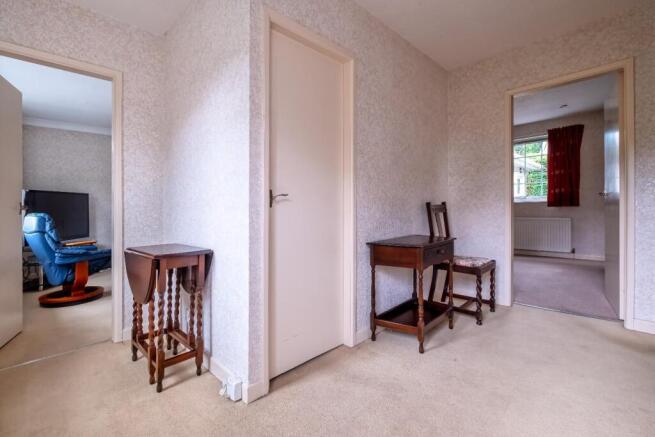 6 Willowdene Gardens (1 of 23).jpg