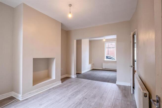 5 Lincoln Street (7 of 18).jpg