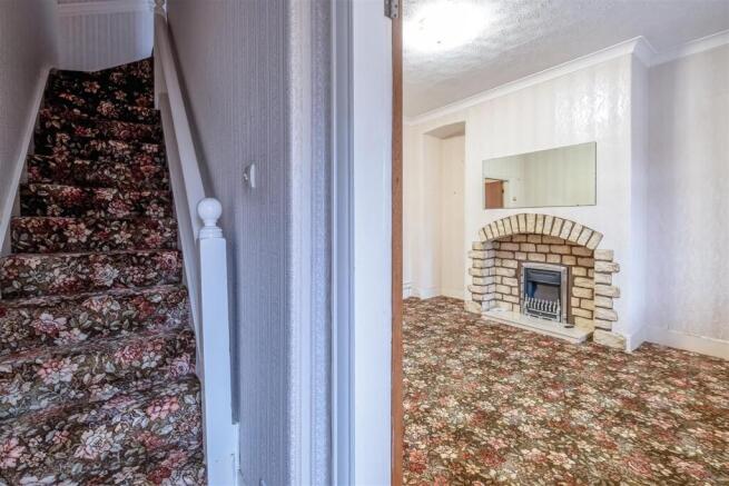 34 Douglas Street (2 of 15).jpg