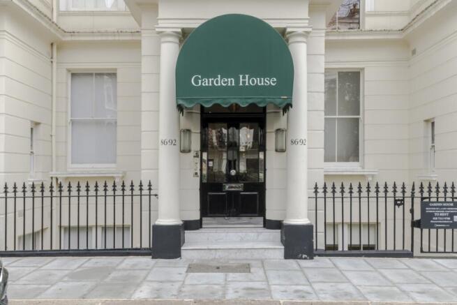 B7-Garden-House-15