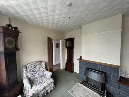 Ffordd Caergybi, Llanfairpwllgwyngyll, Anglesey, LL61