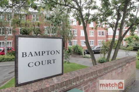 Blakesley Avenue, Ealing, W5