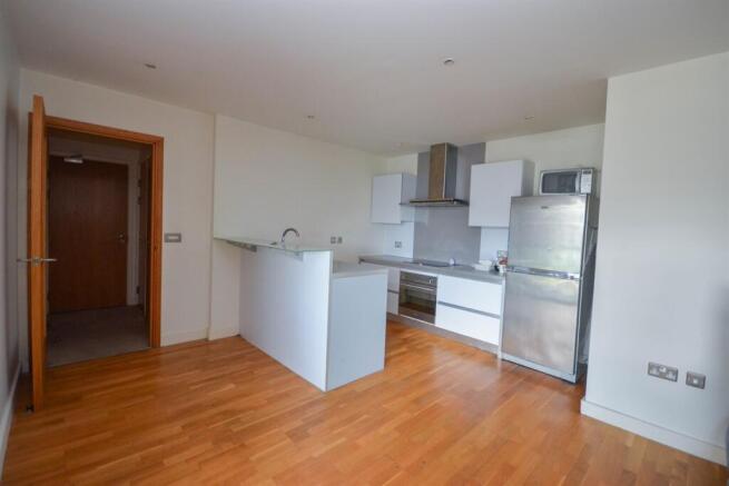 Lounge/Kitchen