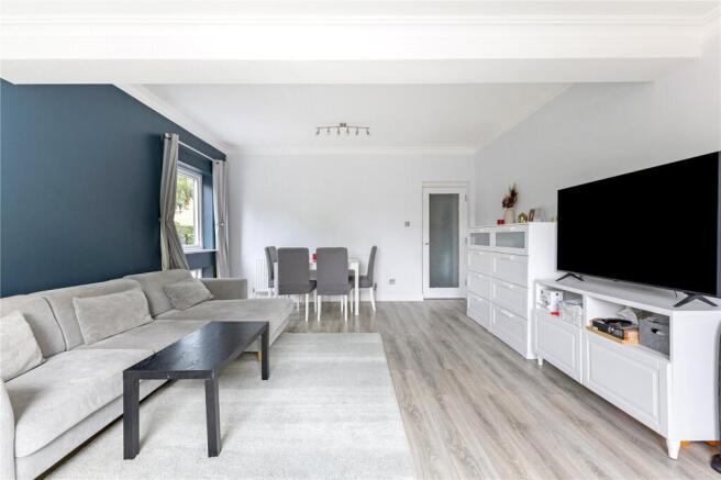 Sitting/Dining Room