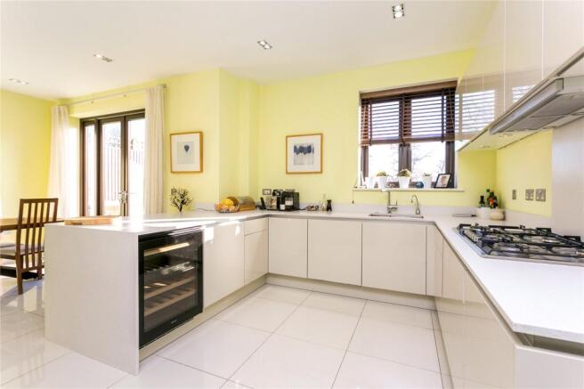 5 Bedroom Semi Detached House To Rent In Clarence Park