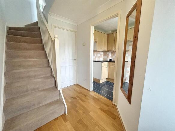 Hallway 1.jpg