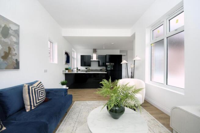 Woodfield Rd (4).jpg