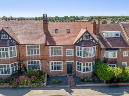 Cape Road, Warwick, Warwickshire CV34 4JP