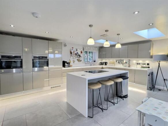 Open Plan Kitchen/ Living Room