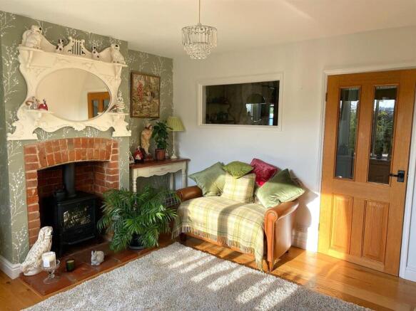 Living Room.jpg