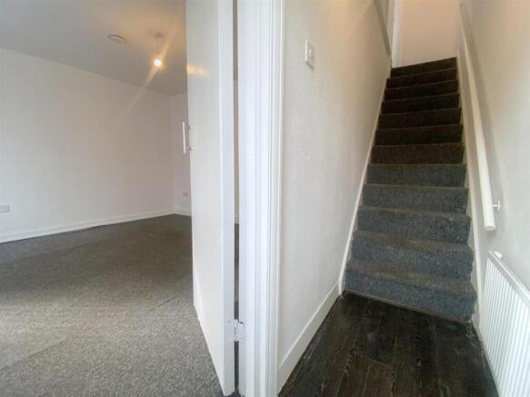 ENTRANCE.jpg