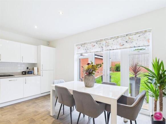 Moore Road, Anslow (7).jpg