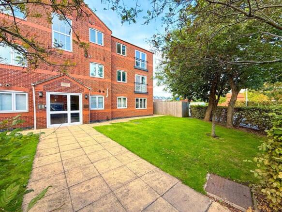 Grants Yard, Burton on Trent (14).jpg