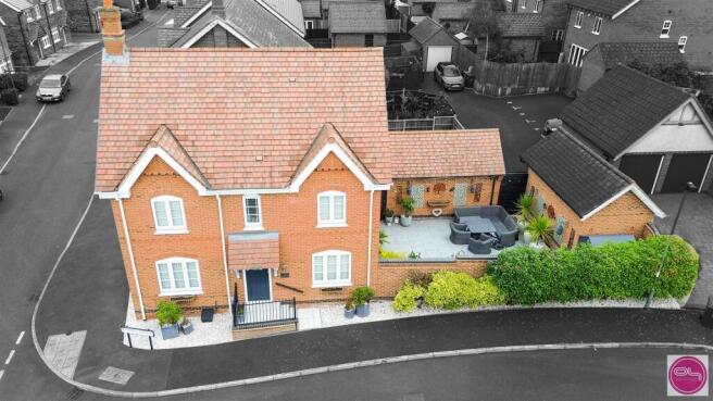 Reading Avenue, Church Gresley (3).jpg