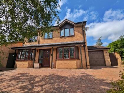 Walnut Drive, Whitchurch