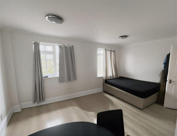 8dcc3970-afec-4705-b0ef-15835422ac31_imgupscaler.a