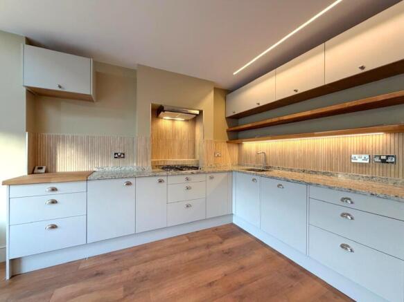 PHOTO-2025-11-27-09-35-34 (2)