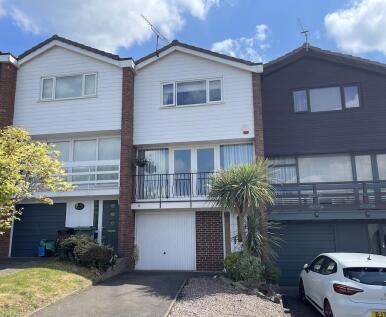 STOURBRIDGE - Chawn Park Drive