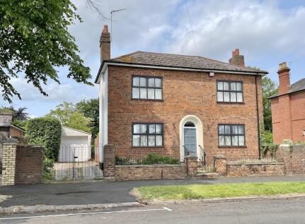 WOLLASTON - High Park Avenue