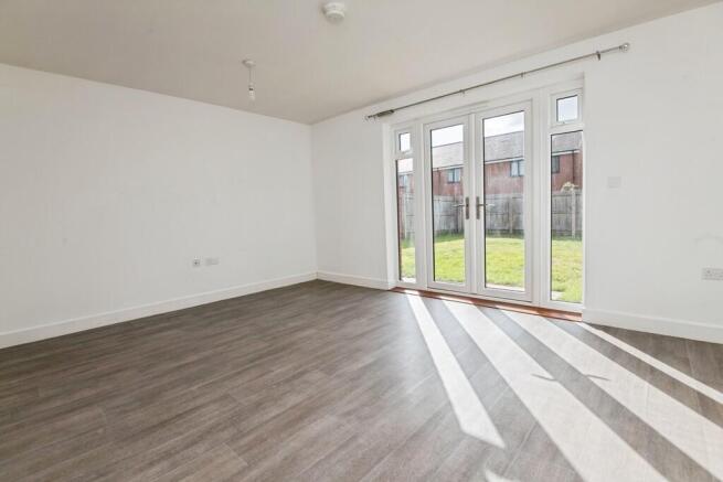 7oldshowfieldway-...