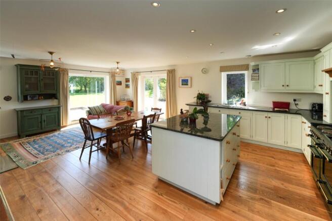 Kitchen/Dining Room