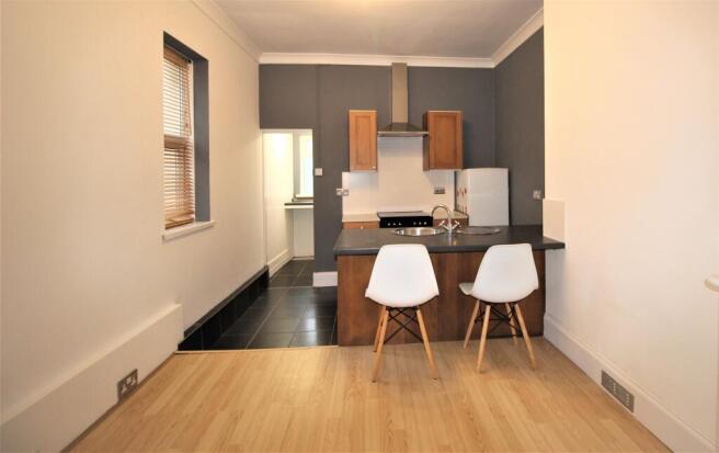 Kitchen Diner (1)