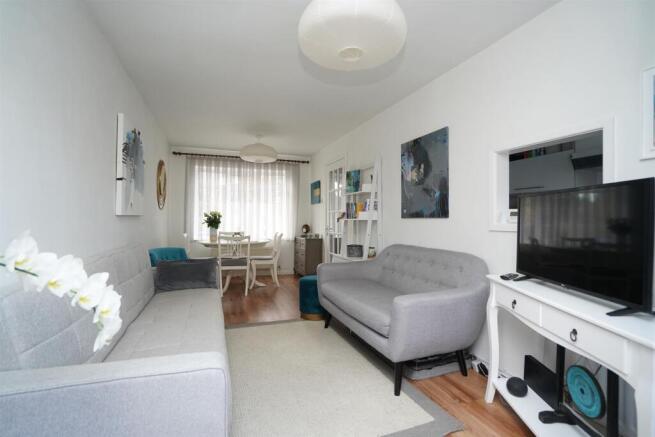 2 Lyndon Court-5.jpg