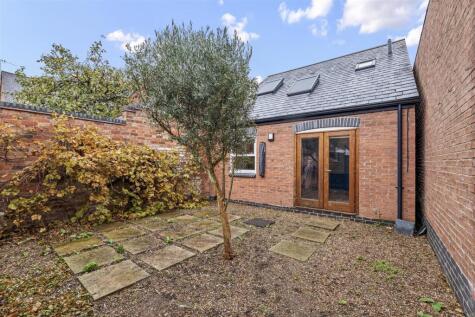 Lansdowne Road, Leamington Spa