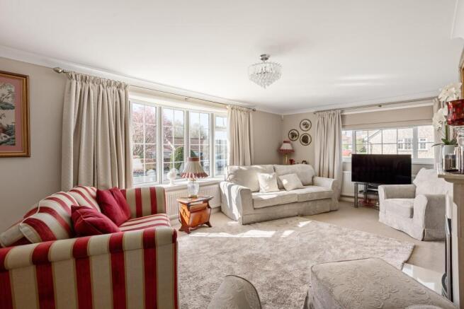 1 Ashwood Close-08.jpg