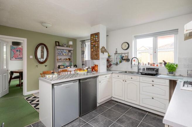 10 Millrace Close-10.jpg