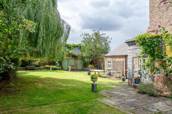 66 Langton Rd-31.jpg