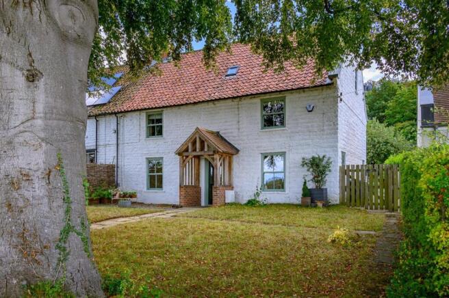 28 Whitewalls-38.jpg