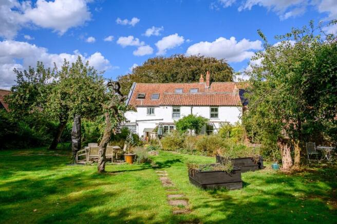 28 Whitewalls-46.jpg