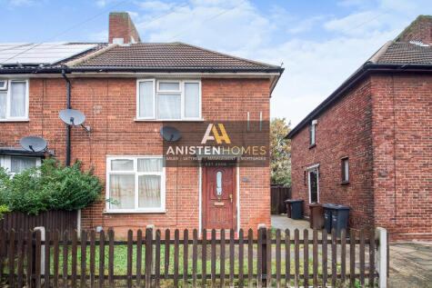 Woodward Road Dagenham Essex