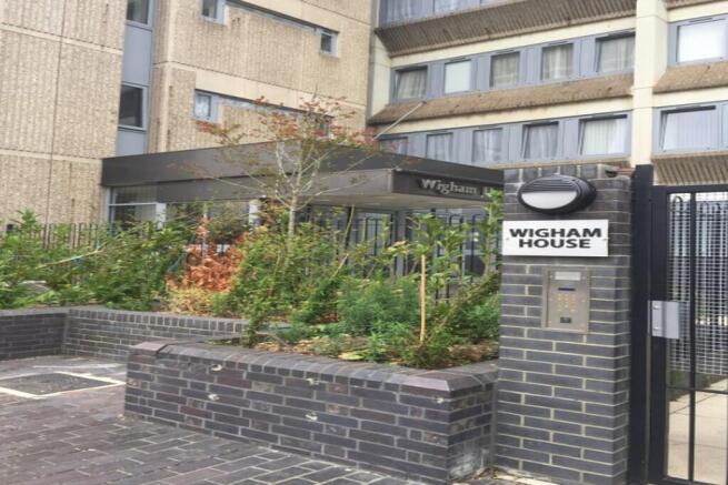 Front_Rightmove_R...