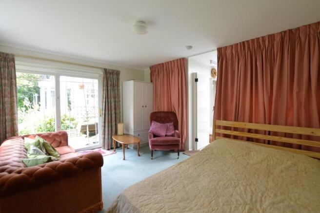 Living/Bedroom