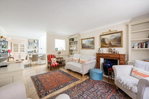 Bathurst Mews, London, W2