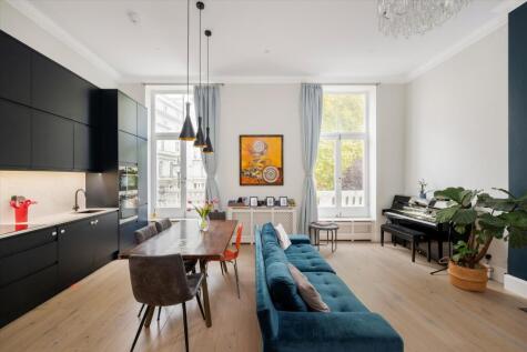 Cleveland Gardens, Bayswater, London, W2