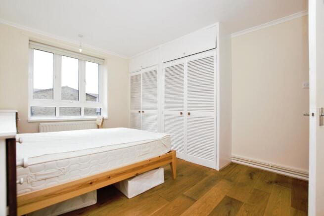 Bedroom 1 (2)