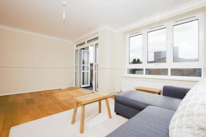 Living Room (2)